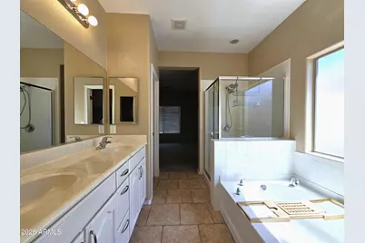 5585 Los Capanos Drive, Sierra Vista, AZ 85635 - Photo 15