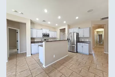 5585 Los Capanos Drive, Sierra Vista, AZ 85635 - Photo 7