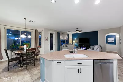 43330 W Delia Boulevard, Maricopa, AZ 85138 - Photo 11