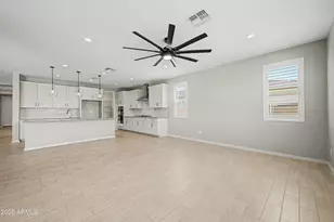 12727 W Sierra Vista Dr, Glendale, AZ 85307 - Photo 13