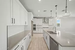 12727 W Sierra Vista Dr, Glendale, AZ 85307 - Photo 11