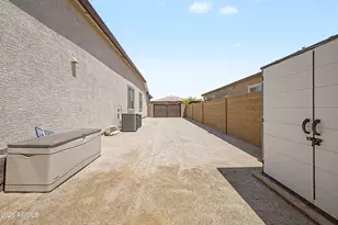 12727 W Sierra Vista Dr, Glendale, AZ 85307 - Photo 39