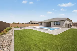 12727 W Sierra Vista Dr, Glendale, AZ 85307 - Photo 37