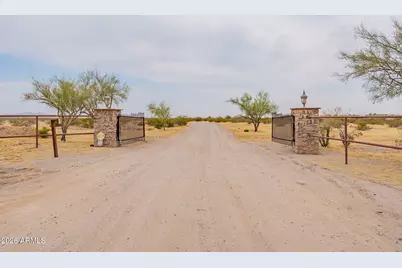 40624 W Selma Highway, Maricopa, AZ 85138 - Photo 3