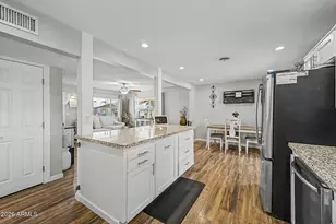 338 N Hall, Mesa, AZ 85203 - Photo 13