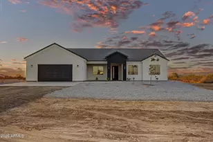 18772 W Beechnut Dr, Buckeye, AZ 85326 - Photo 1