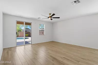 7857 W Molly Drive, Peoria, AZ 85383 - Photo 9
