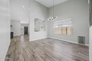 24821 N 37th Ln, Glendale, AZ 85310 - Photo 7