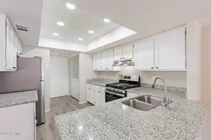 4389 S Potter Dr, Tempe, AZ 85282 - Photo 7
