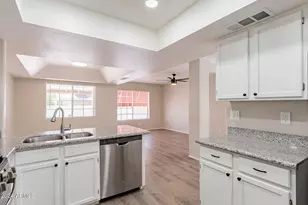 4389 S Potter Dr, Tempe, AZ 85282 - Photo 15