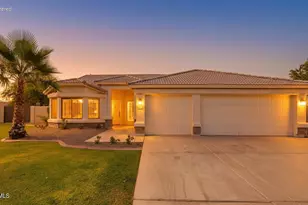 1221 W Bartlett Way, Chandler, AZ 85248 - Photo 1