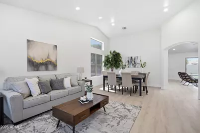 1221 W Bartlett Way, Chandler, AZ 85248 - Photo 9