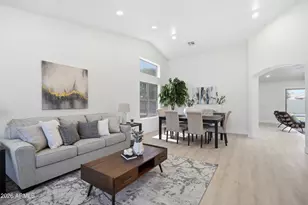 1221 W Bartlett Way, Chandler, AZ 85248 - Photo 9
