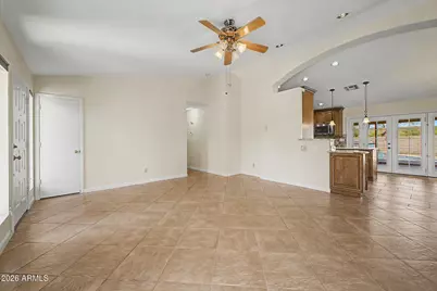 21650 N 38th Avenue, Glendale, AZ 85308 - Photo 9