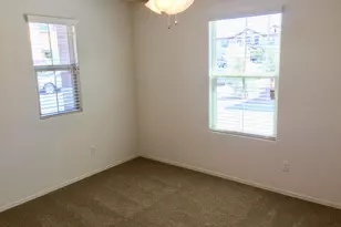 2924 S Washington St, Chandler, AZ 85286 - Photo 17