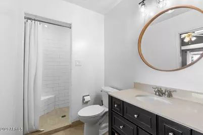 4320 E Clarendon Avenue, Phoenix, AZ 85018 - Photo 17