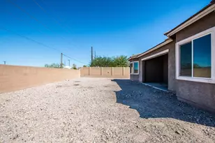 43856 N Hudson Trail, New River, AZ 85087 - Photo 23