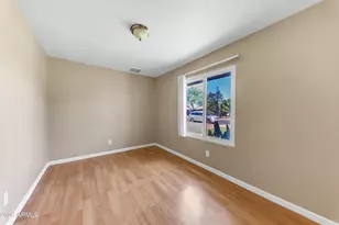 4723 E Vineyard Rd, Phoenix, AZ 85042 - Photo 23
