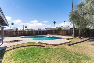 4723 E Vineyard Road, Phoenix, AZ 85042 - Photo 25