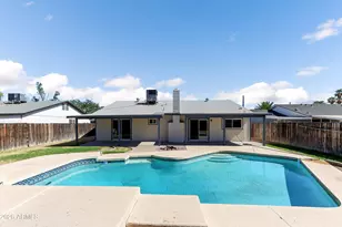 4723 E Vineyard Rd, Phoenix, AZ 85042 - Photo 3