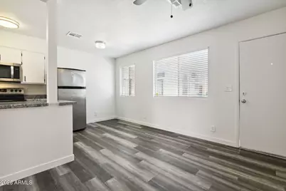2209 S Granada Drive #C, Tempe, AZ 85282 - Photo 5