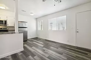 2209 S Granada Dr, Tempe, AZ 85282 - Photo 5