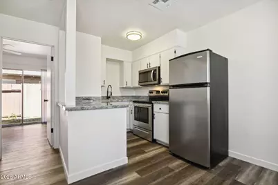 2209 S Granada Drive #C, Tempe, AZ 85282 - Photo 7