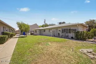 2209 S Granada Dr, Tempe, AZ 85282 - Photo 21