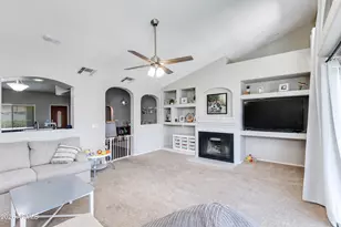 19215 N 11th Pl, Phoenix, AZ 85024 - Photo 13