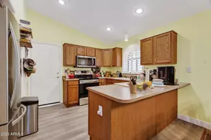 17847 N Fiesta Dr, Surprise, AZ 85374 - Photo 15