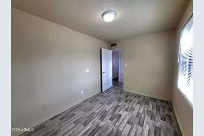 3401 W Saint Moritz Lane, Phoenix, AZ 85053 - Photo 31