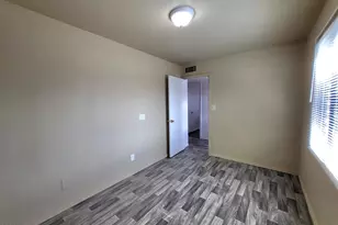 3401 W St Moritz Ln, Phoenix, AZ 85053 - Photo 31
