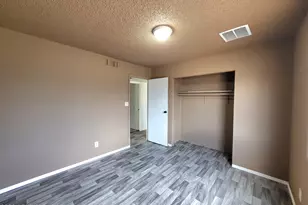 3401 W St Moritz Ln, Phoenix, AZ 85053 - Photo 23
