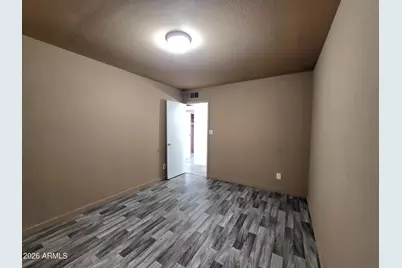 3401 W Saint Moritz Lane, Phoenix, AZ 85053 - Photo 25