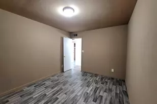 3401 W St Moritz Ln, Phoenix, AZ 85053 - Photo 25