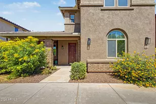1026 S Reber Ave, Gilbert, AZ 85296 - Photo 3