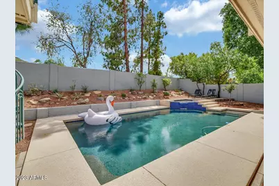 3351 E Las Rocas Drive, Phoenix, AZ 85028 - Photo 43