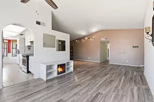 721 E Brentrup Dr, Tempe, AZ 85283 - Photo 3