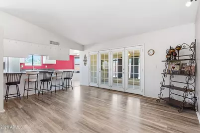 721 E Brentrup Drive, Tempe, AZ 85283 - Photo 5