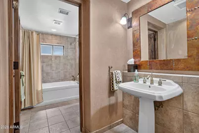 36601 N Mule Train Road #A40, Carefree, AZ 85377 - Photo 31