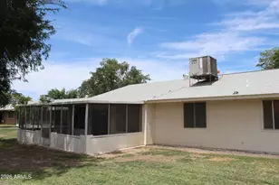 10207 W Kingswood Cir, Sun City, AZ 85351 - Photo 25