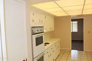 10207 W Kingswood Cir, Sun City, AZ 85351 - Photo 13