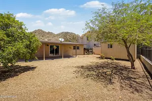 29 E Foothill Dr, Phoenix, AZ 85020 - Photo 27