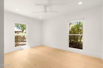 241 E Forest Hills Drive, Phoenix, AZ 85022 - Photo 45