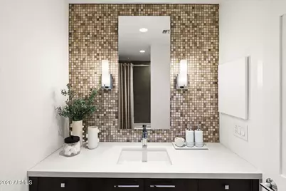 241 E Forest Hills Drive, Phoenix, AZ 85022 - Photo 43