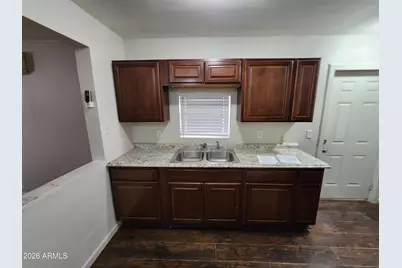 404 E 4th Street, Casa Grande, AZ 85122 - Photo 3