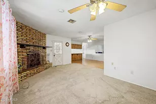 3753 W Dalphin Rd, Phoenix, AZ 85051 - Photo 11