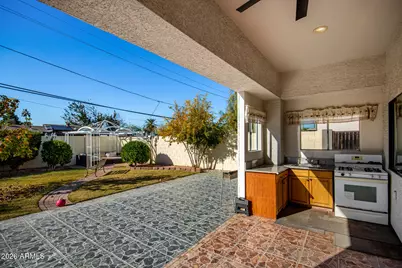 8912 N 15th Lane, Phoenix, AZ 85021 - Photo 15