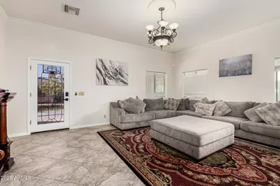 8912 N 15th Lane, Phoenix, AZ 85021 - Photo 5