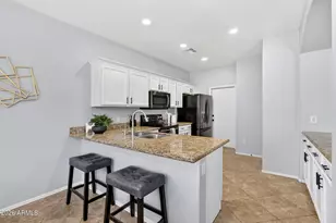 4142 E Gail Dr, Gilbert, AZ 85296 - Photo 11